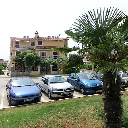 Pansion Valbruna Rovinj Exterior foto