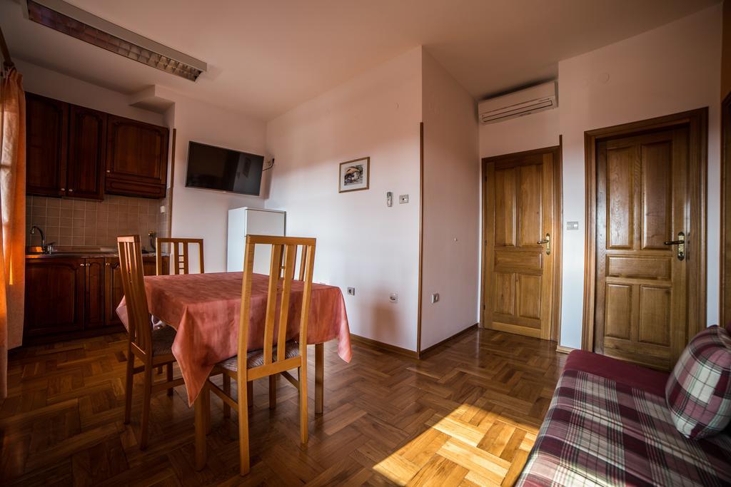Pansion Valbruna Rovinj Habitación foto