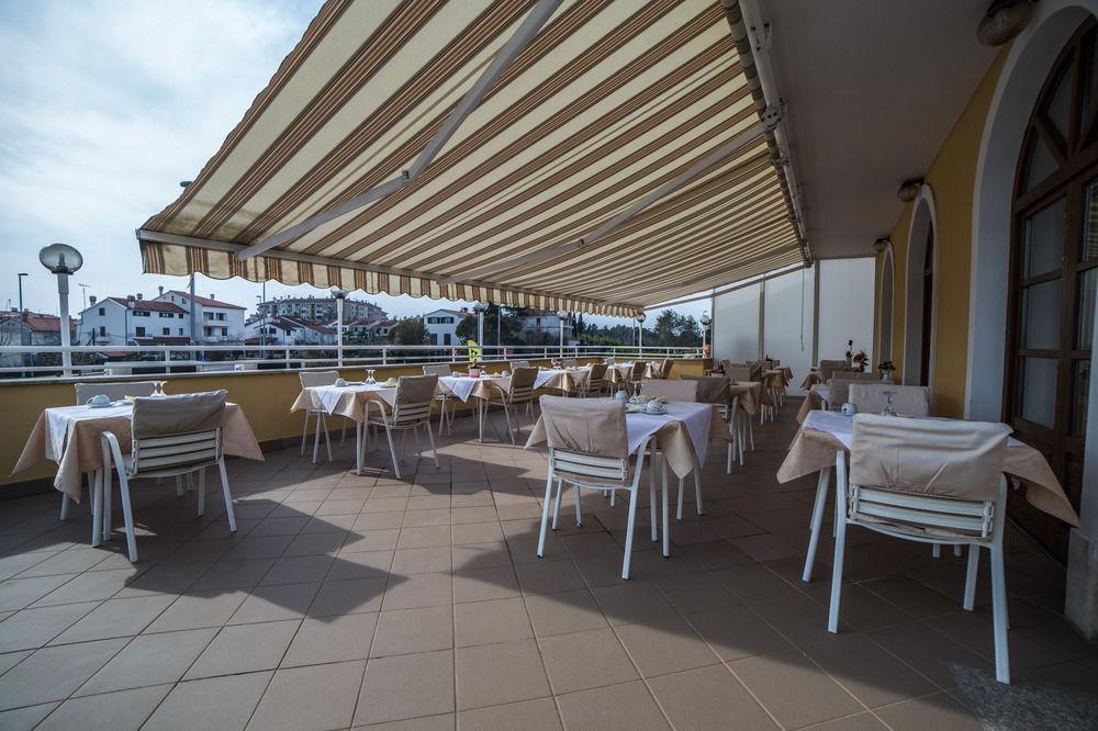 Pansion Valbruna Rovinj Exterior foto
