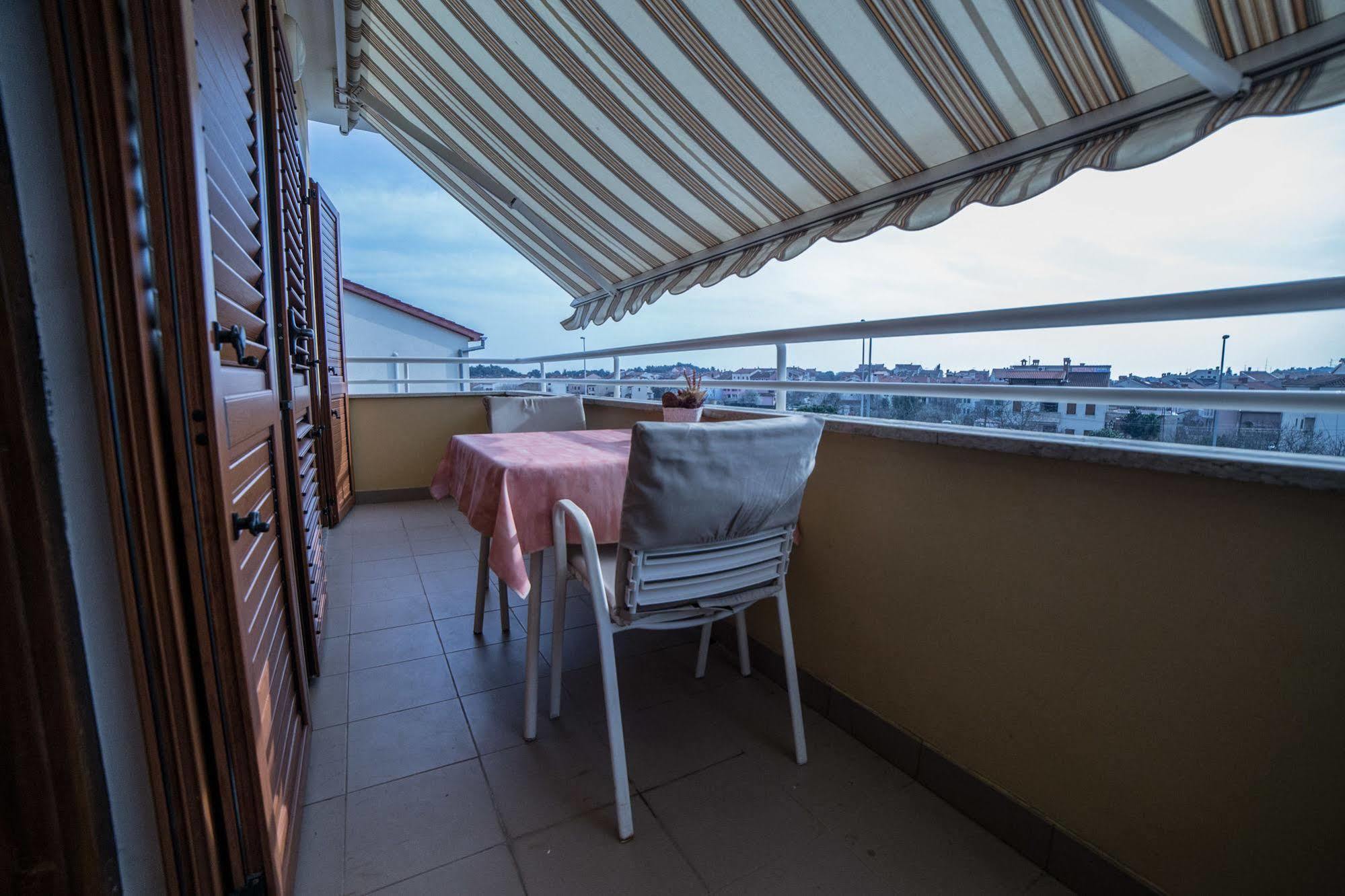 Pansion Valbruna Rovinj Exterior foto